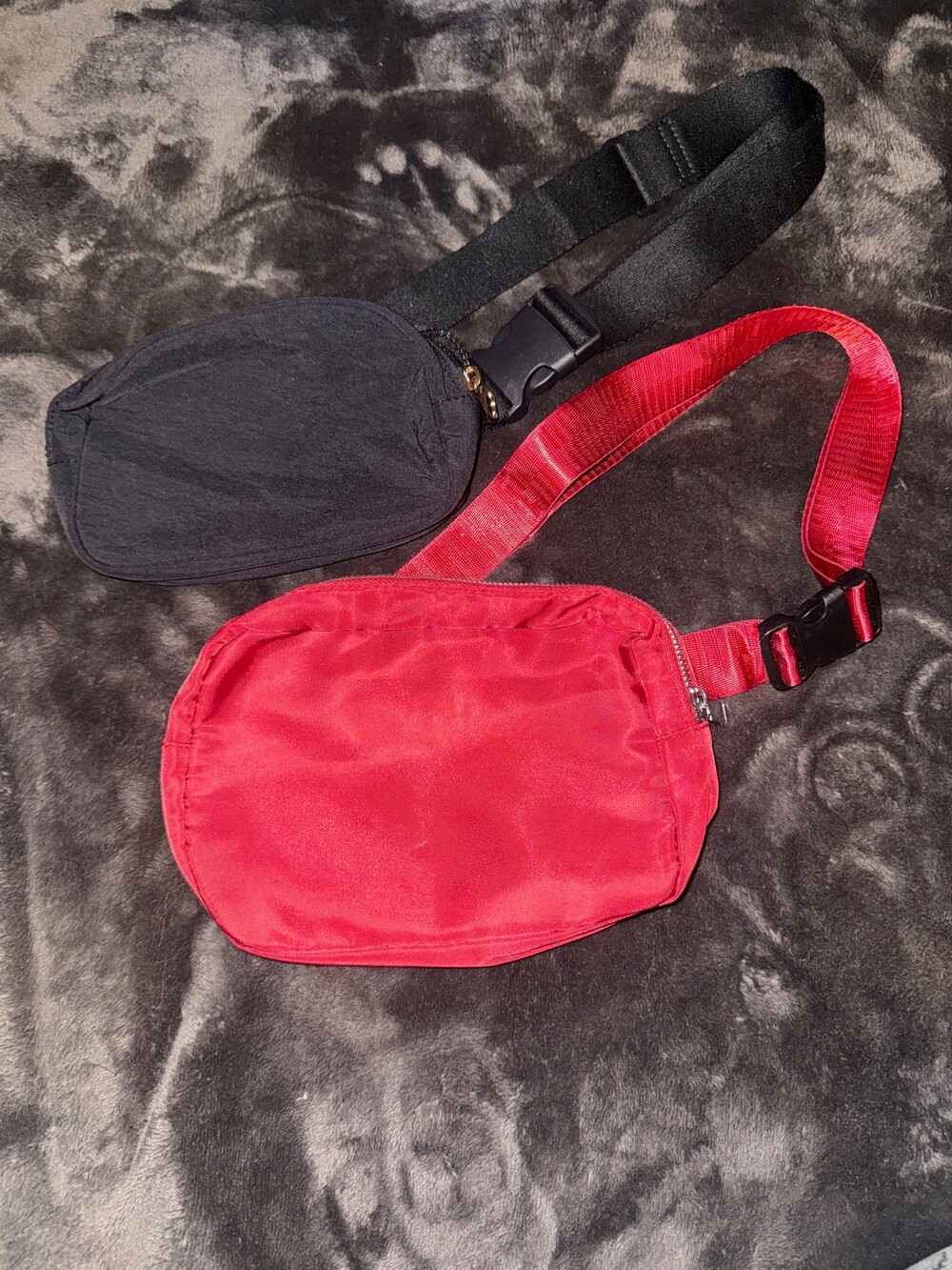Universal Thread Crossbody Bag Red Black Recycled Polyester Adjustable Strap